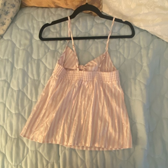 Victoria’s Secret tie front tank - Picture 3 of 3